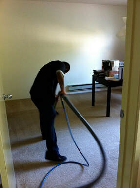 Deep clean  your carpets in Mississauga